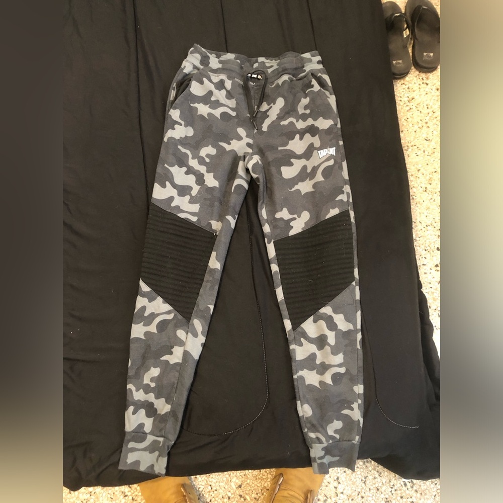 Mens TAPOUT sweatpants